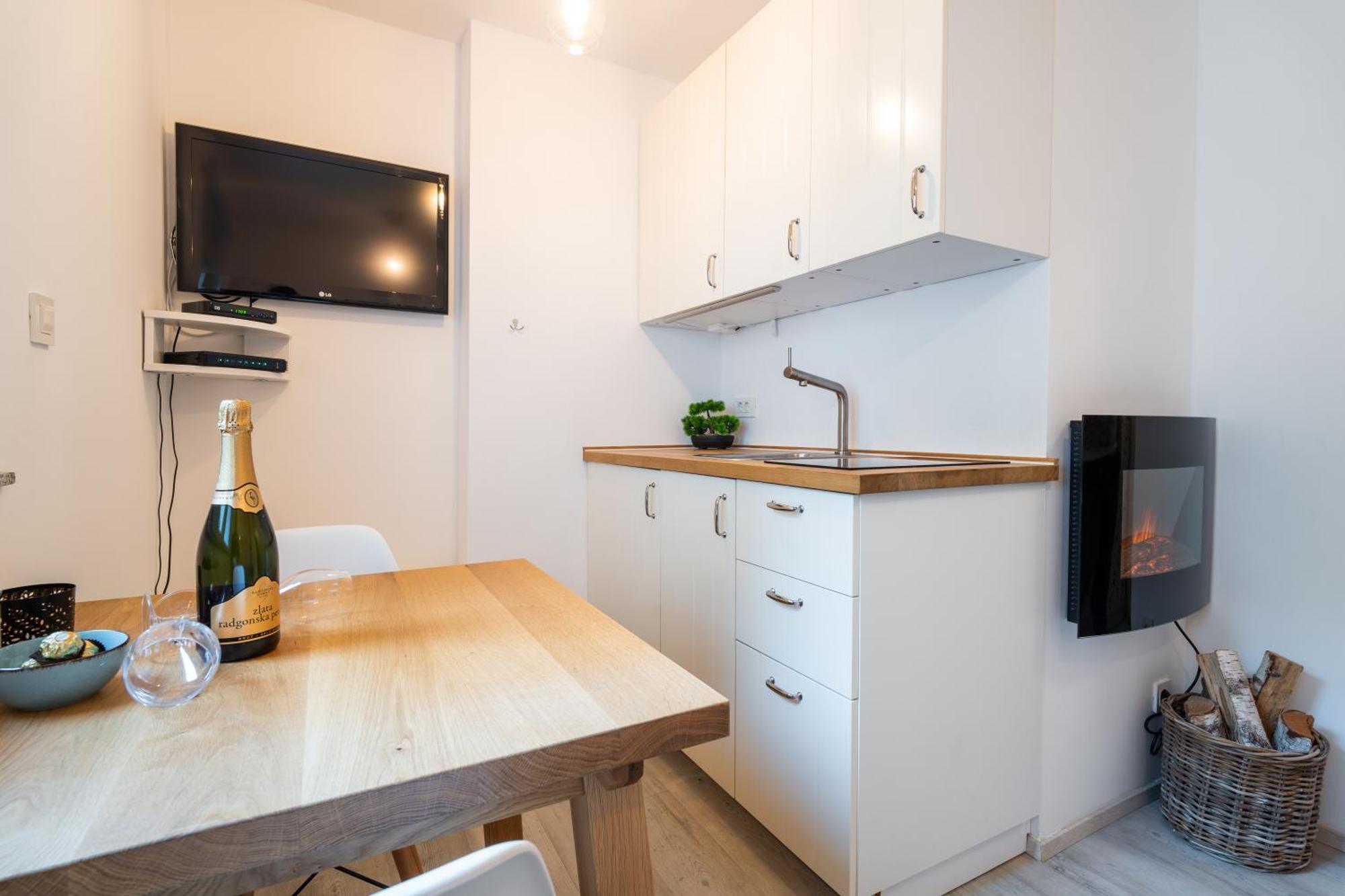Apartment Loyd, Kranjska Gora - Studio エクステリア 写真